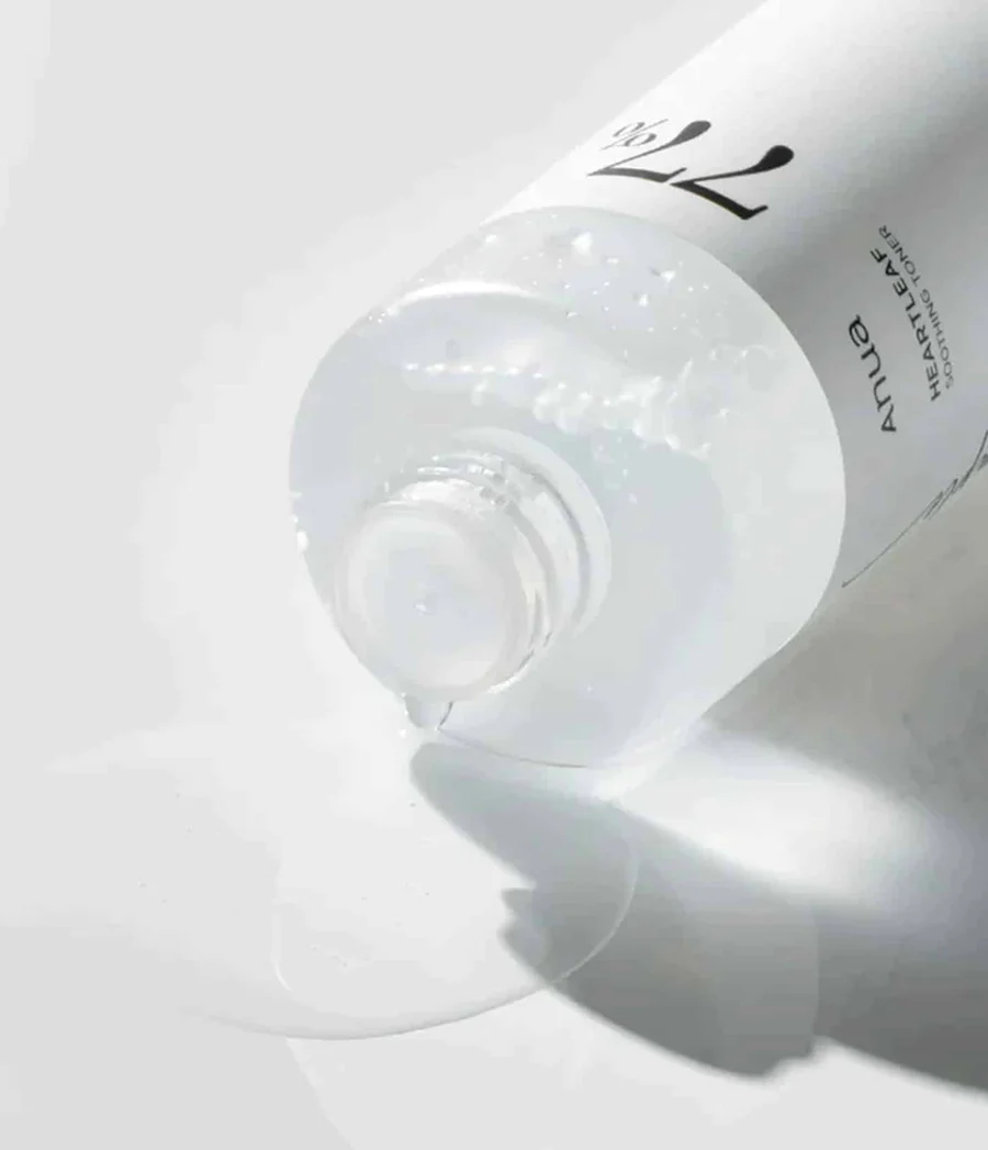 Heartleaf 77 Soothing Toner textura