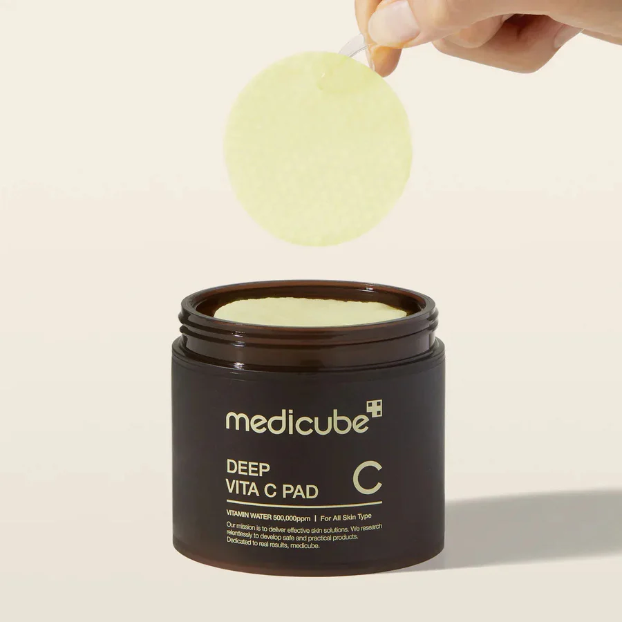 medicube deep vita c pad interior